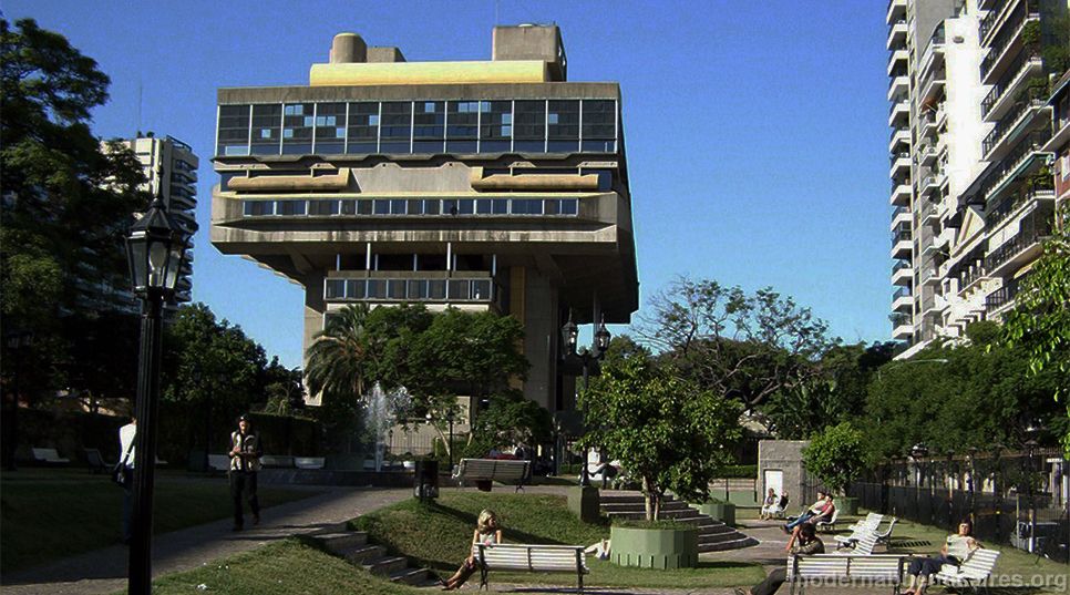 La Biblioteca Nacional es parte del Ministerio de Cultura.