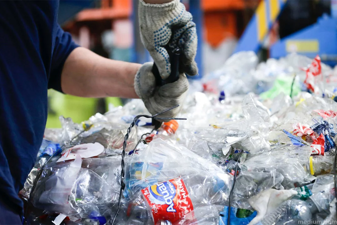Faltan normativas que legislen sobre el reciclaje de envases