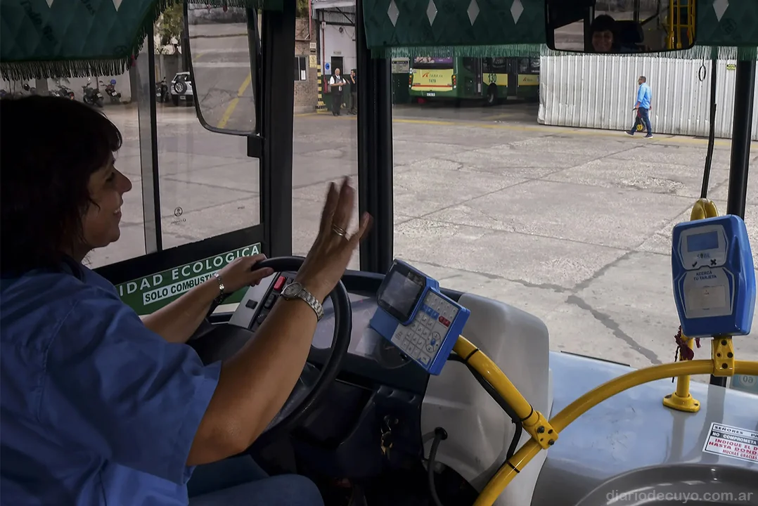 ¿Cuáles son los incentivos para que haya más mujeres choferes de colectivos?