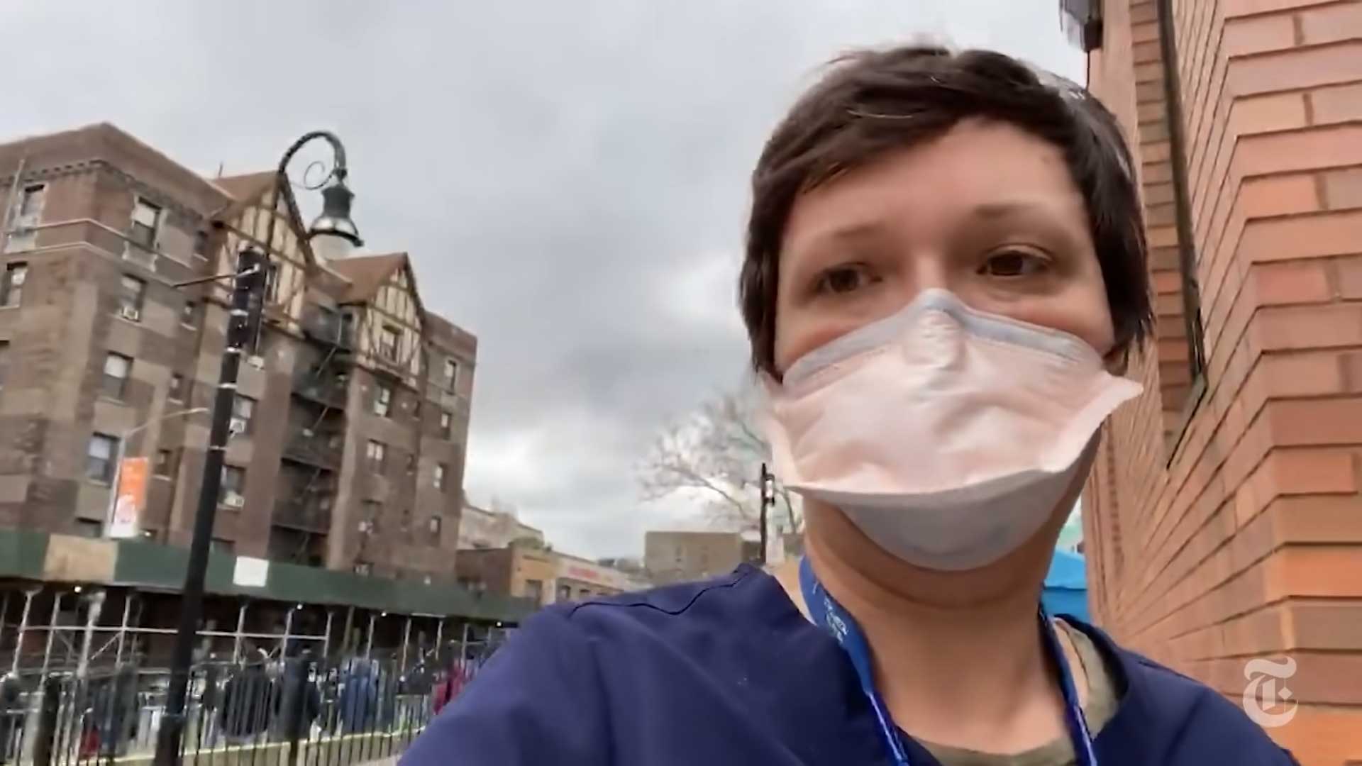 "Se supone que somos un país del primer mundo", el video de una médica en Nueva York que muestra cómo sufren la pandemia.