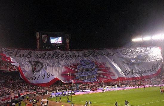"Volveremos volveremos, volveremos otra vez"