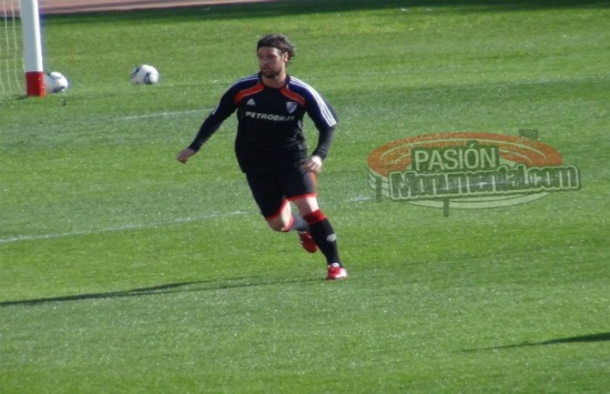 Cavenaghi sigue encendido