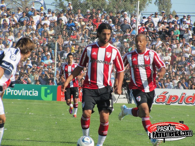 Una versión renovada de Domínguez