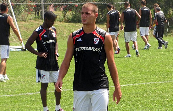 González Pírez se perfila para estar entre los once