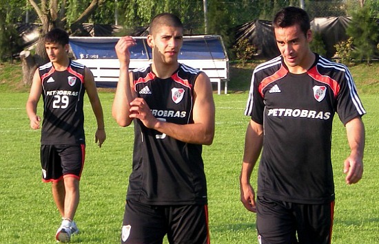 Abecasis: "Yo jugaba en la Play con Trezeguet"