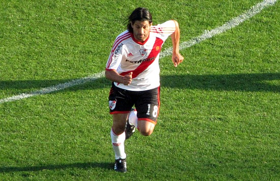 Domínguez: "Si ganamos, se les viene la noche"