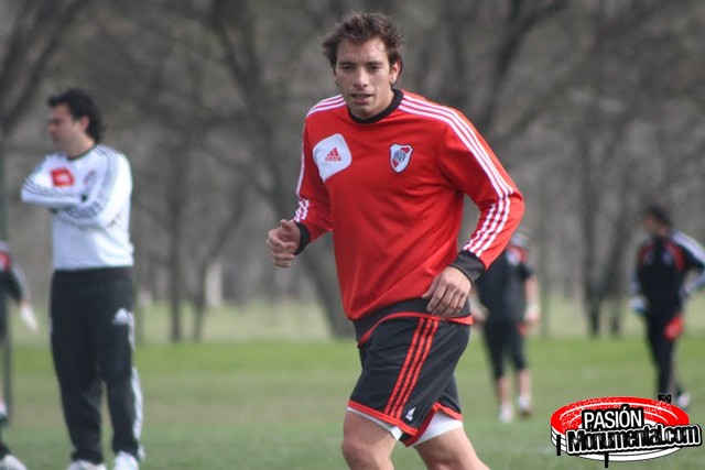 "San Lorenzo es grande, pero River es muchísimo más"