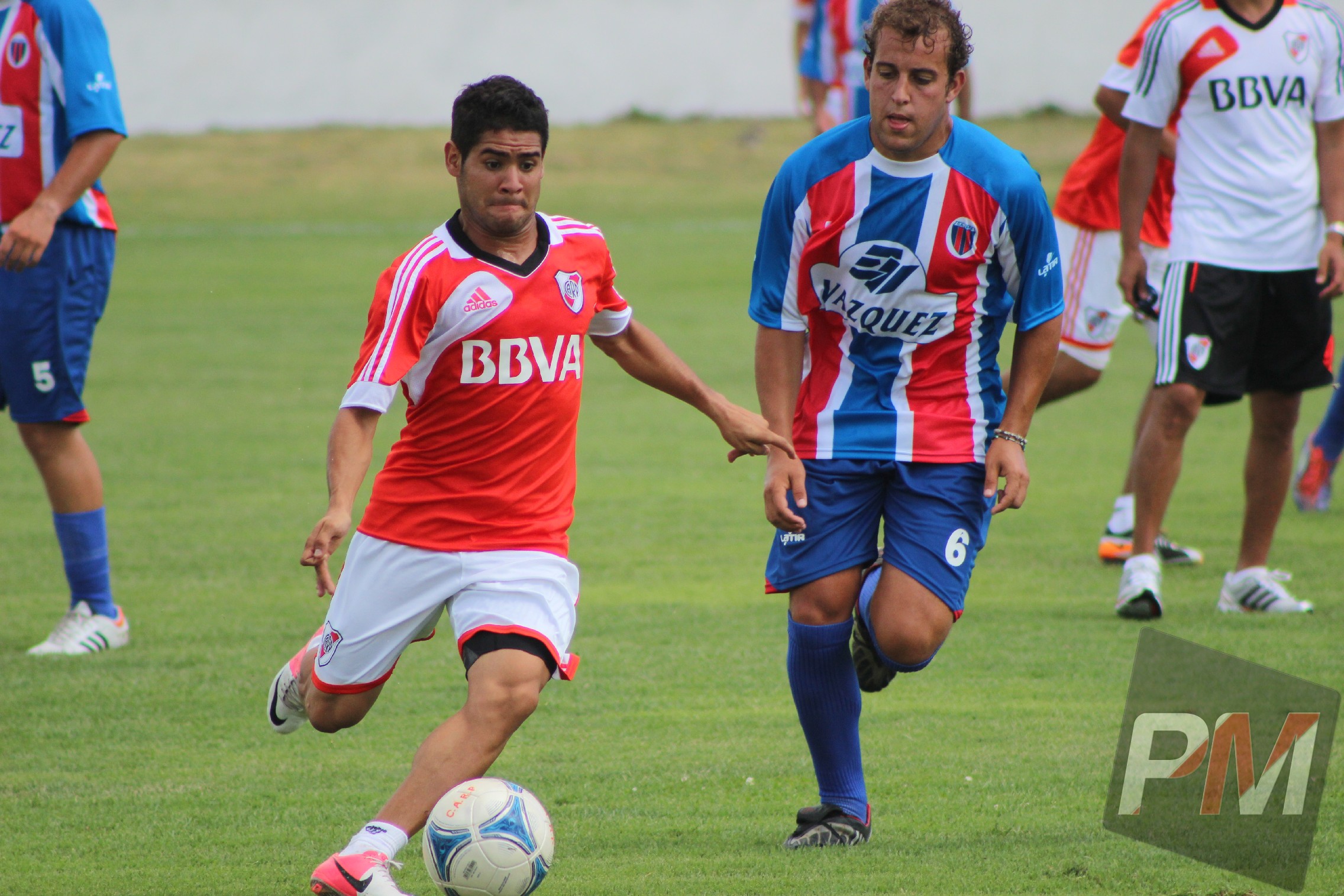 Con suplentes para dar la vuelta