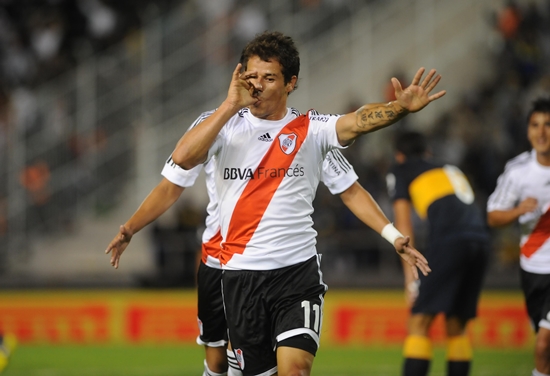 Mora volvió a amargar a Boca