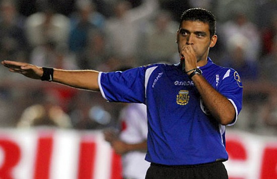 Hay árbitro para el Clásico