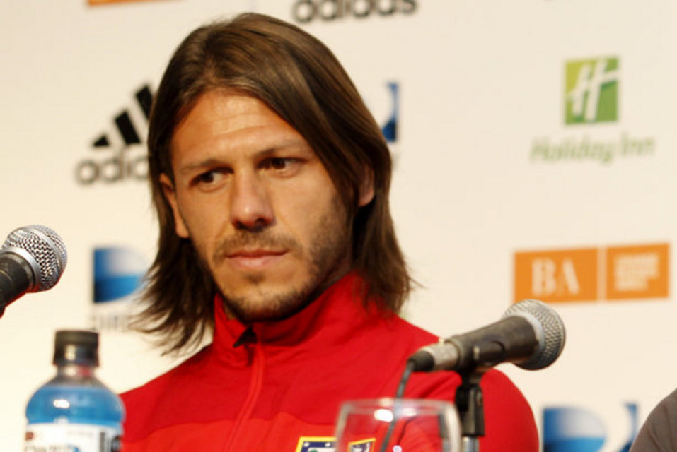 Sin jugar ni un minuto, Demichelis se fue del Atlético Madrid