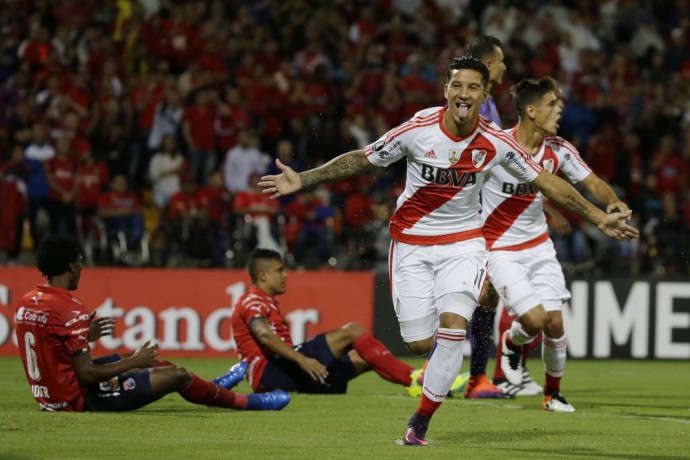 Triunfo con autoridad