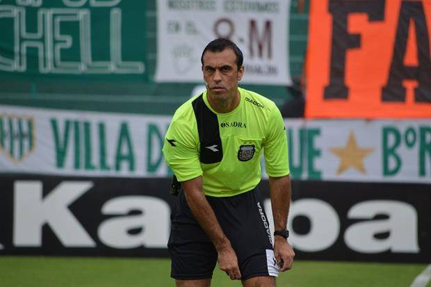 Árbitro para visitar a Colón