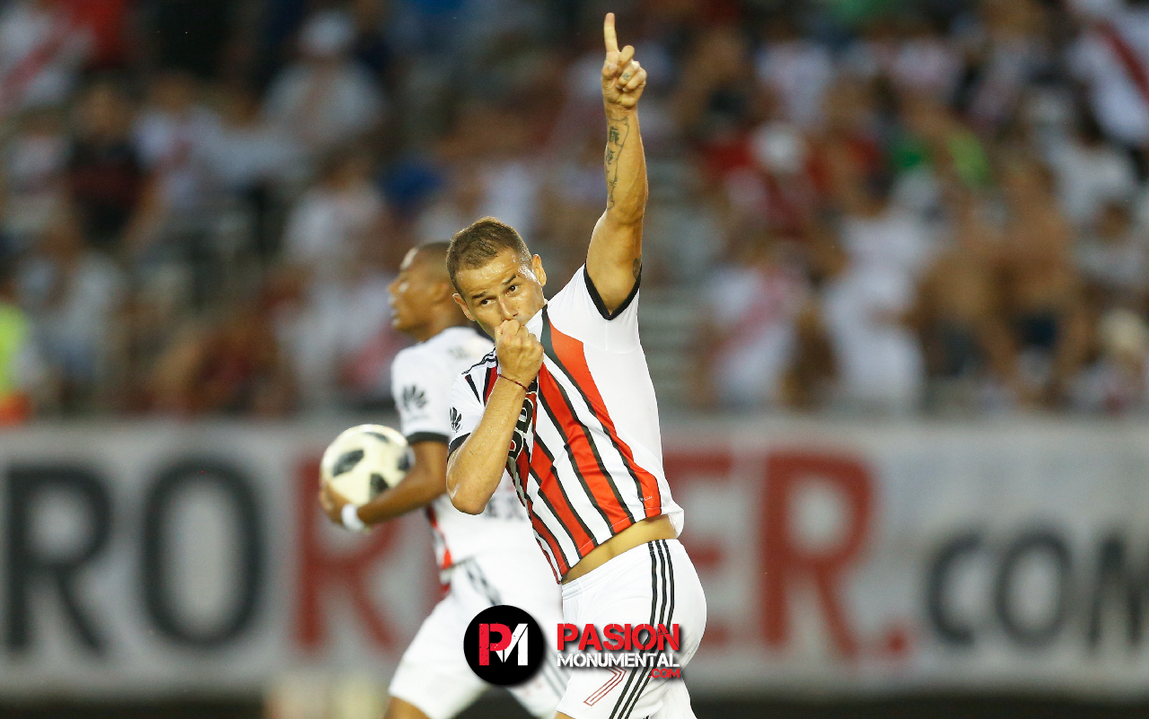 "El contrato de Mora se va a renovar"