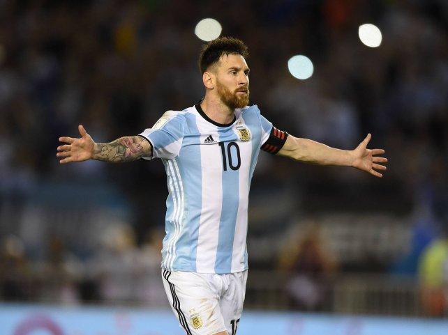 "Si yo hubiera jugado con Messi habría sido el placer más grande de mi vida"