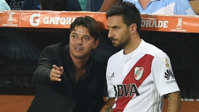 "Nunca me peleé con Gallardo por no jugar"