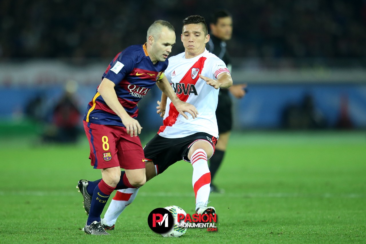 Iniesta, rendido ante el Muñeco: "El trabajo que está haciendo Gallardo es sensacional"