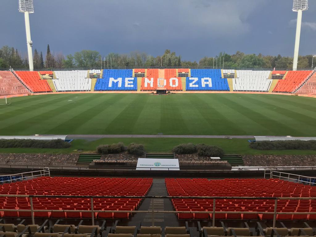 ¿Cómo esta la cancha donde jugará River mañana tras el temporal?