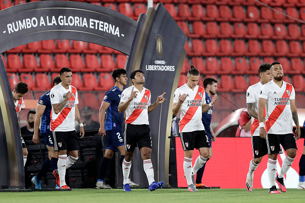 Puntajes vs Nacional