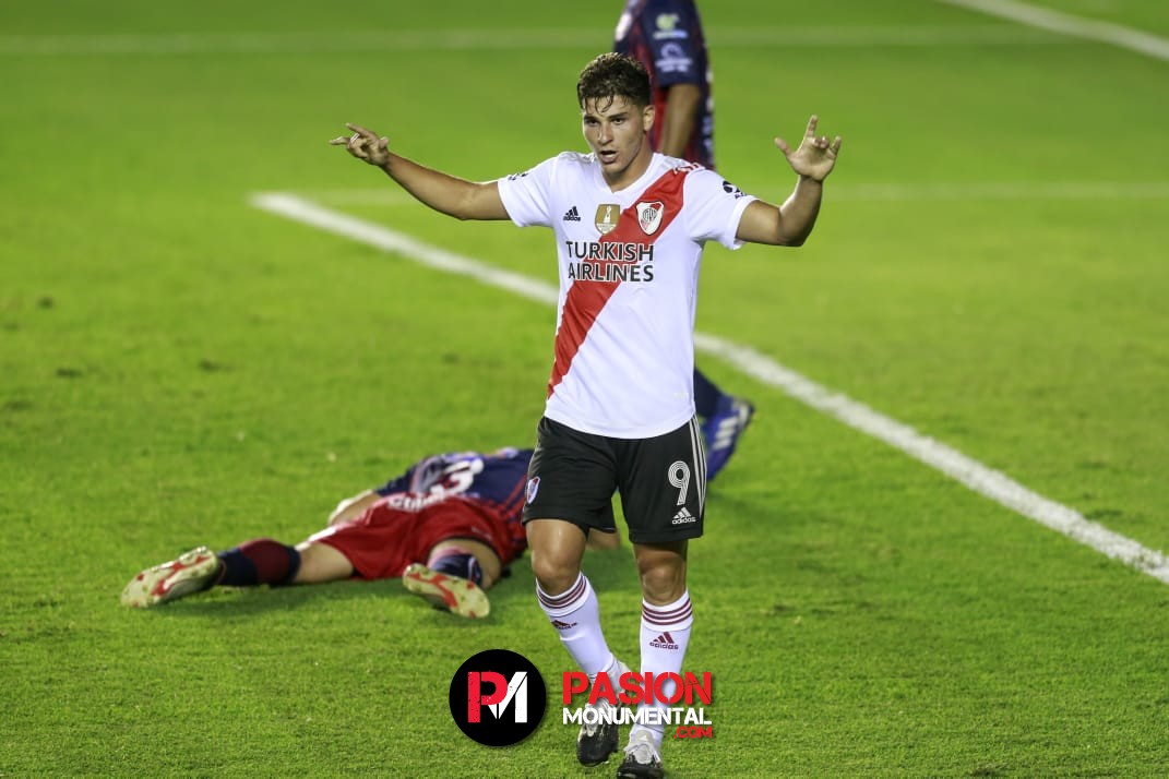 ¡Ya lo buscan! Julián Álvarez es seguido de cerca por equipos europeos