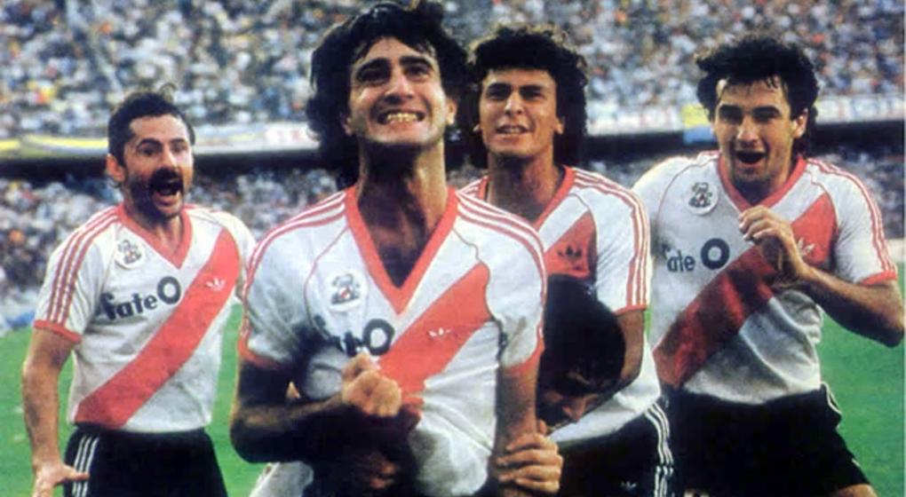 Se cumplen 35 años del baile de Alonso en la Bombonera