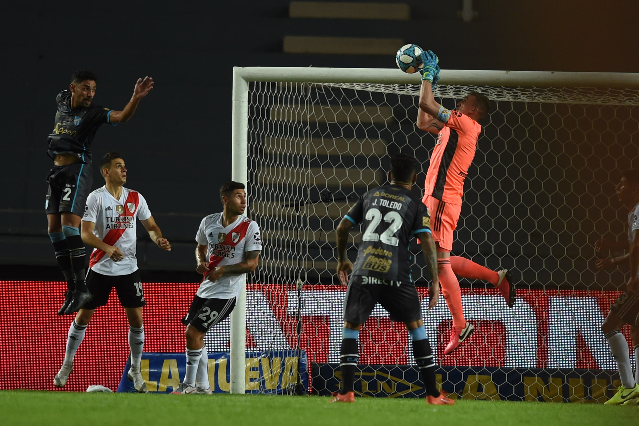 "Falta para el superclásico, es importante para nosotros ir partido a partido"
