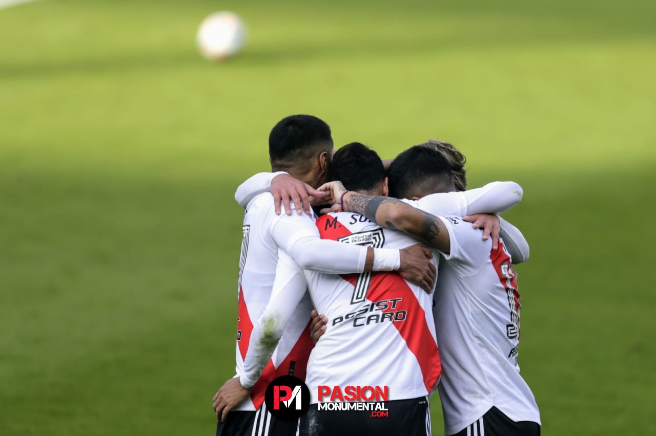 Con posibles altas y bajas confirmadas por Covid, así formaría River ante Fluminense