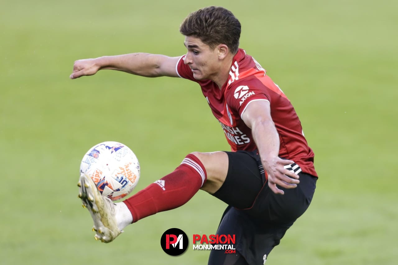 River recibió un fuerte oferta por Julián Álvarez: ¿cuál es la postura del futbolista?