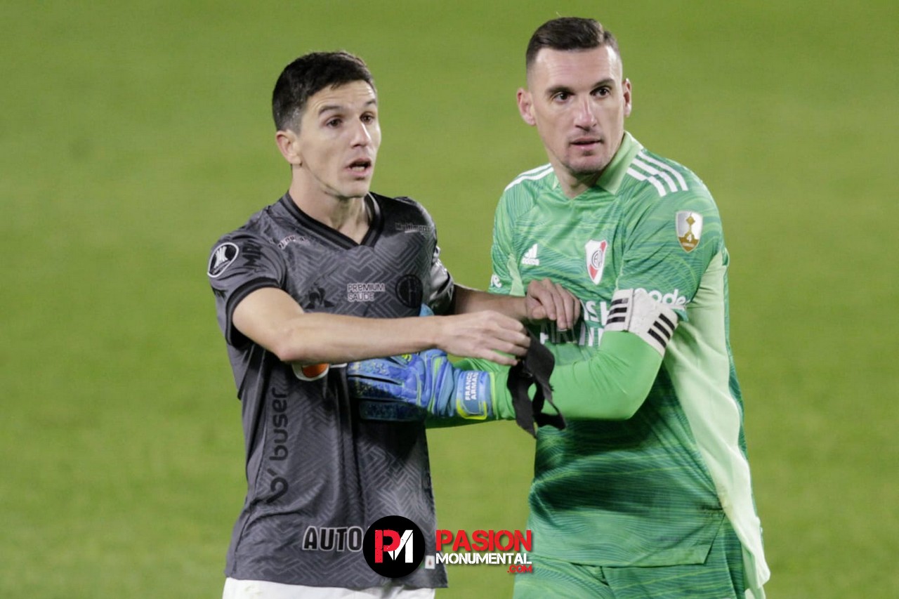Atlético Mineiro pidió que le quiten la suspensión a Nacho Fenández