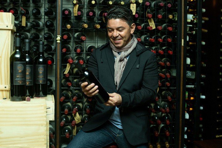 Ya tenía las Copas, solo faltaba el vino: Gallardo y su producto con un recuerdo de Madrid