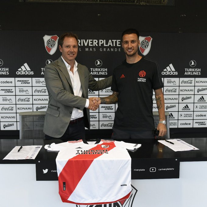 Mammana: "Desde hace un año venía rechazando ofertas de Europa para poder volver a River"