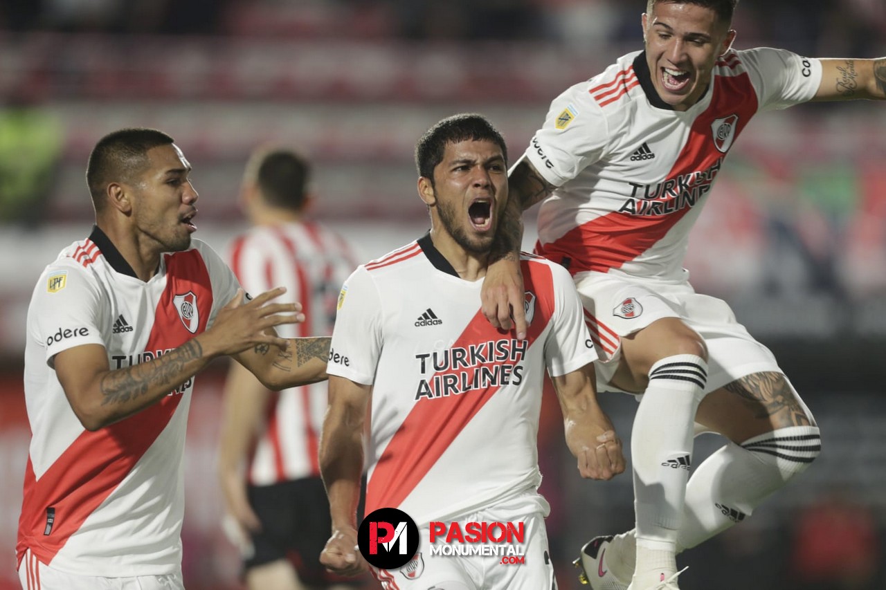 ¿Cuándo volvería a las canchas? Robert Rojas se recupera de su lesión más rápido de lo pensado