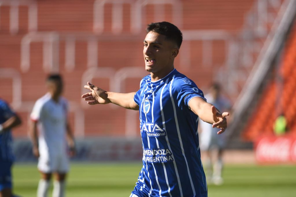 Ezequiel Bullaude, el delantero de Godoy Cruz que se refirió a los rumores que lo vinculan con River