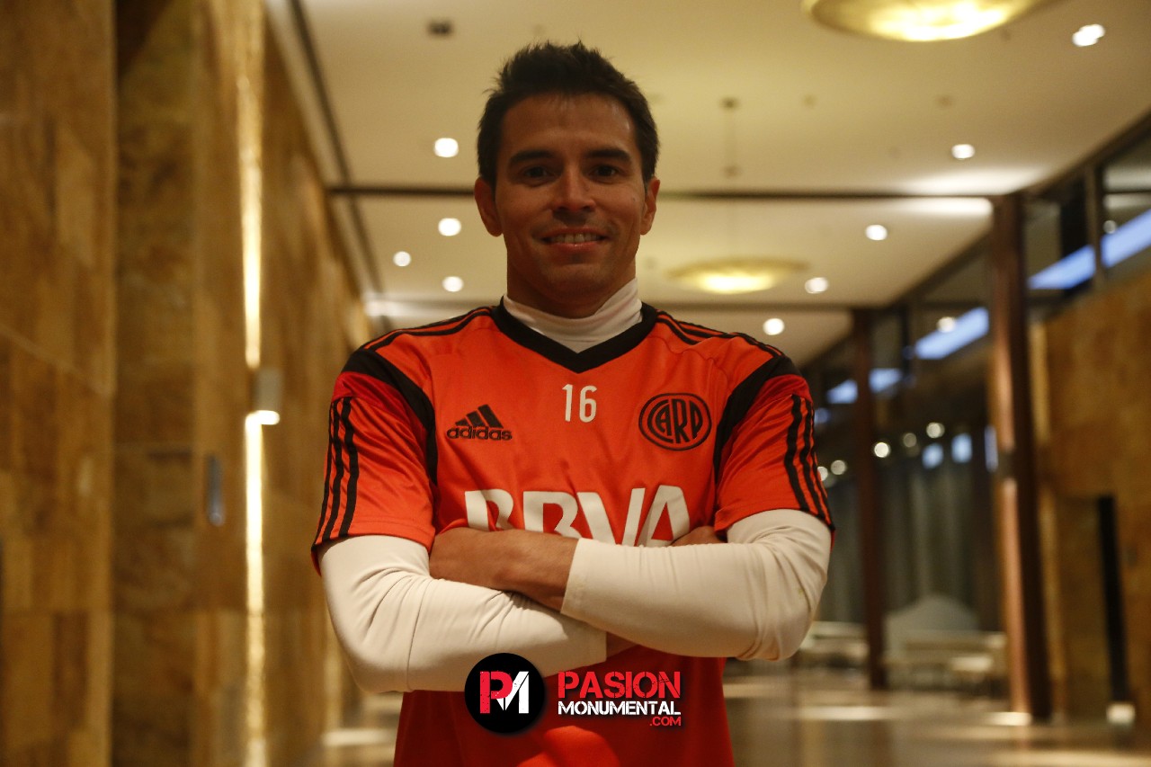 Javier Saviola: "En un futuro me encantaría dirigir a River"