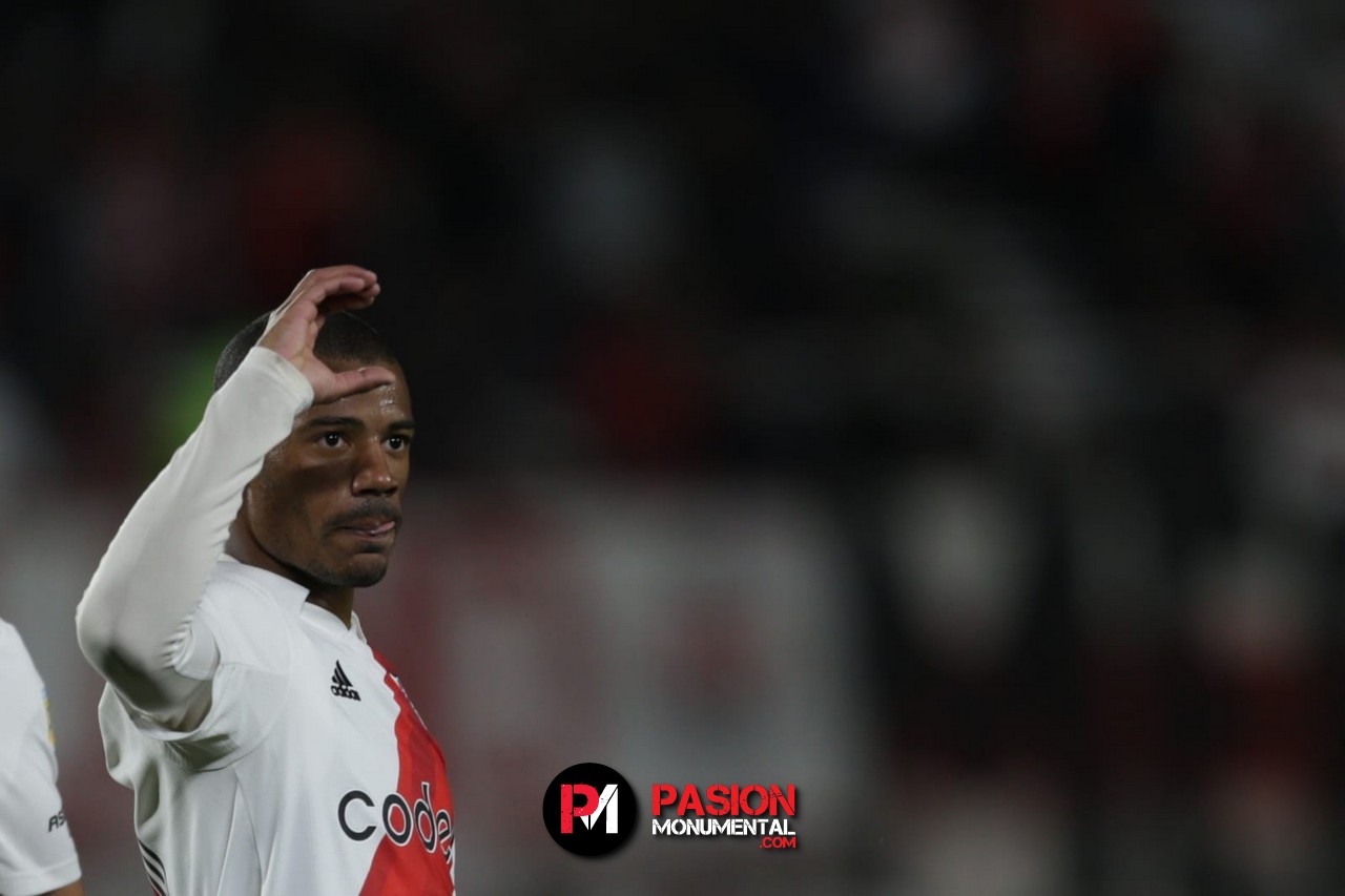De La Cruz: "Se están ultimando detalles y voy a renovar con River"