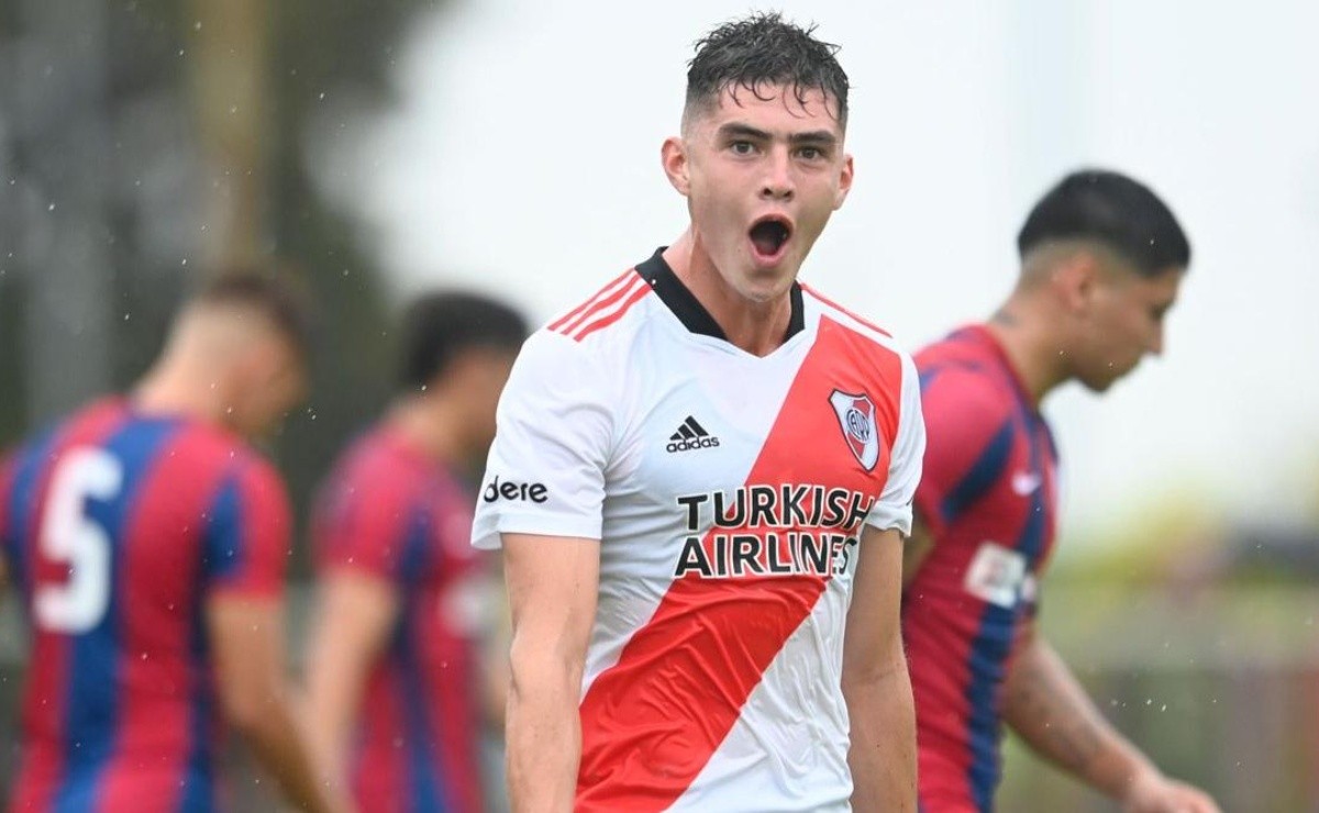 La joya de la Reserva que estaría en negociaciones con River para firmar su primer contrato profesional