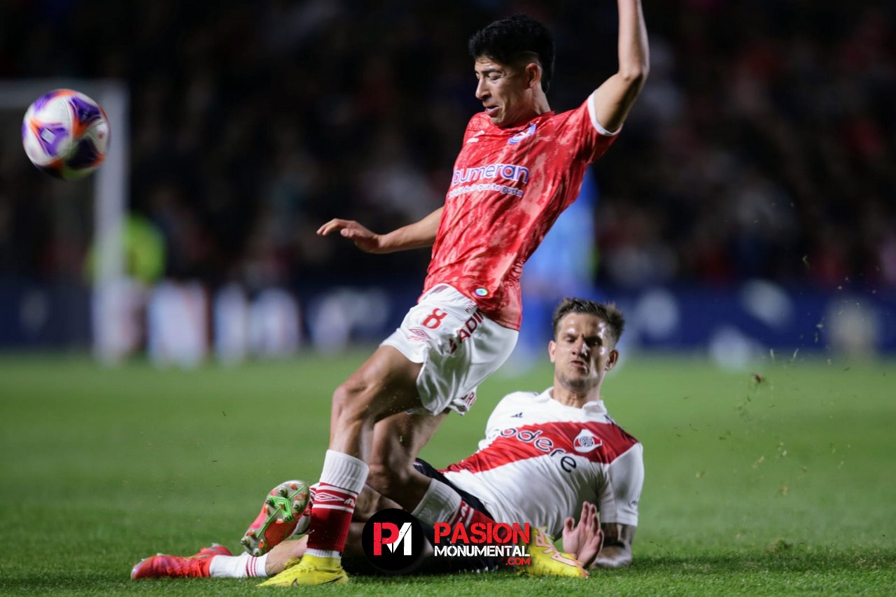 Bombazo: San Lorenzo confirmó que negocia con River un trueque