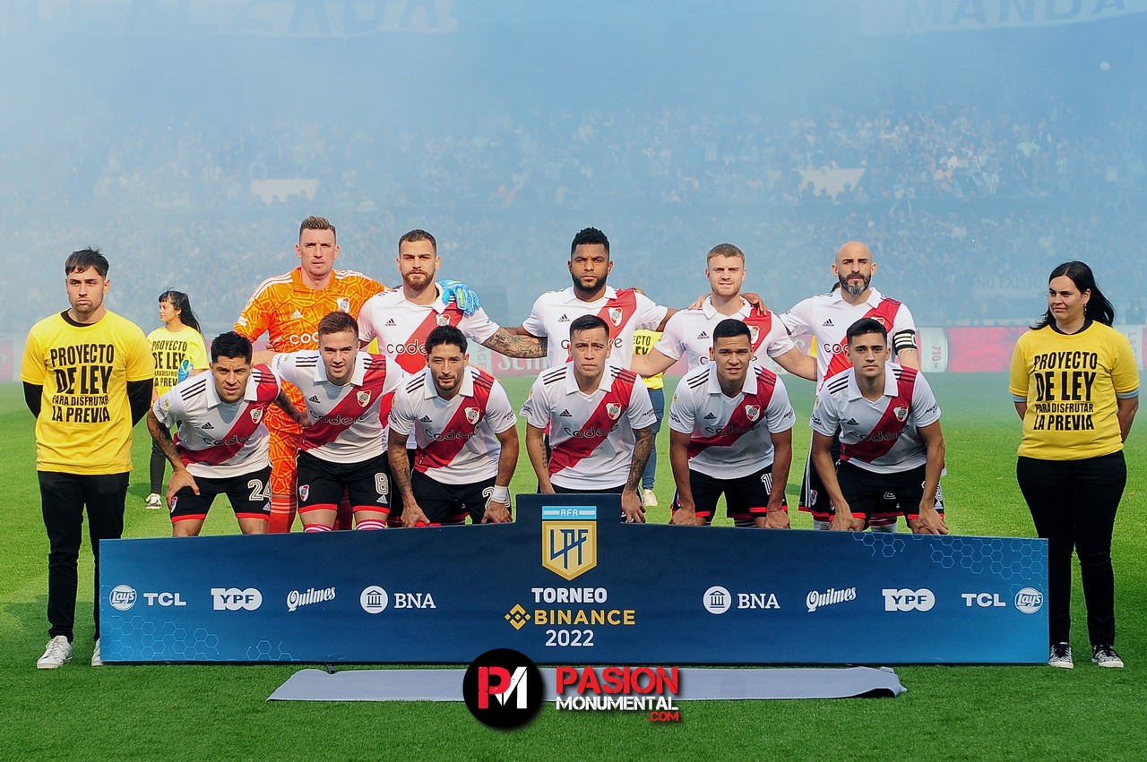 Los futbolistas de River que se rindieron a los pies de Javier Pinola