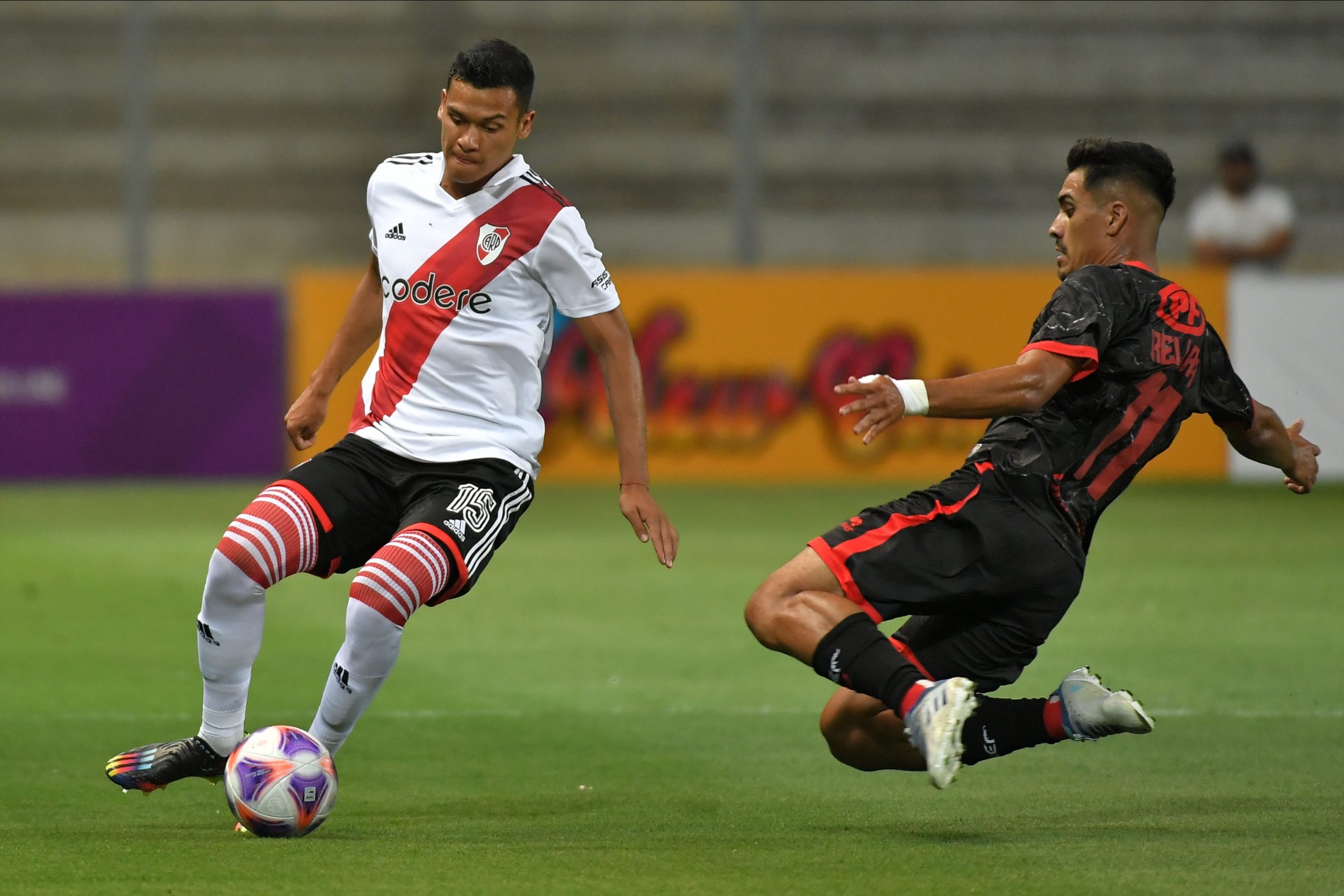 Derrota de River por penales ante Unión La Calera en el primer amistoso de la Era Demichelis