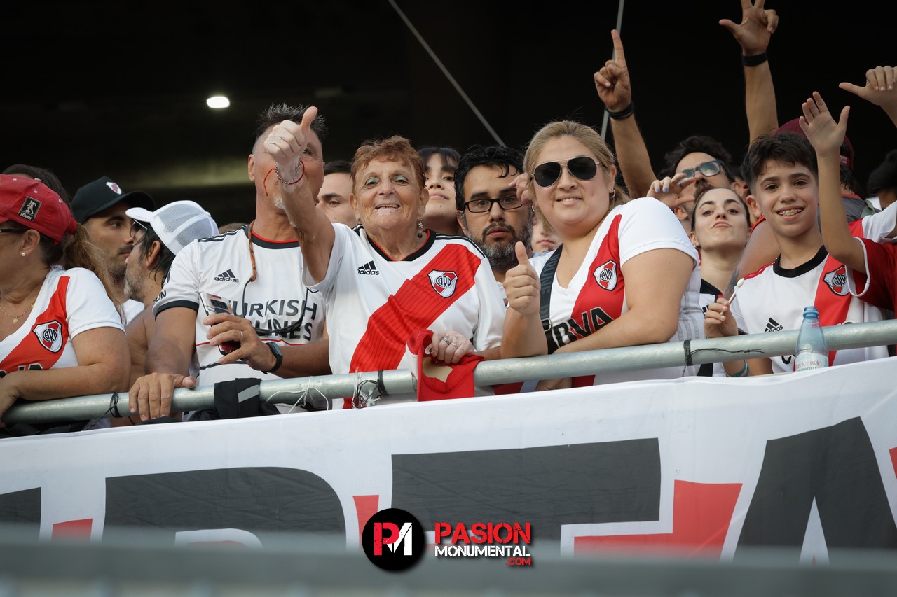 ¡Buscate en la goleada de River ante Godoy Cruz en el Monumental!