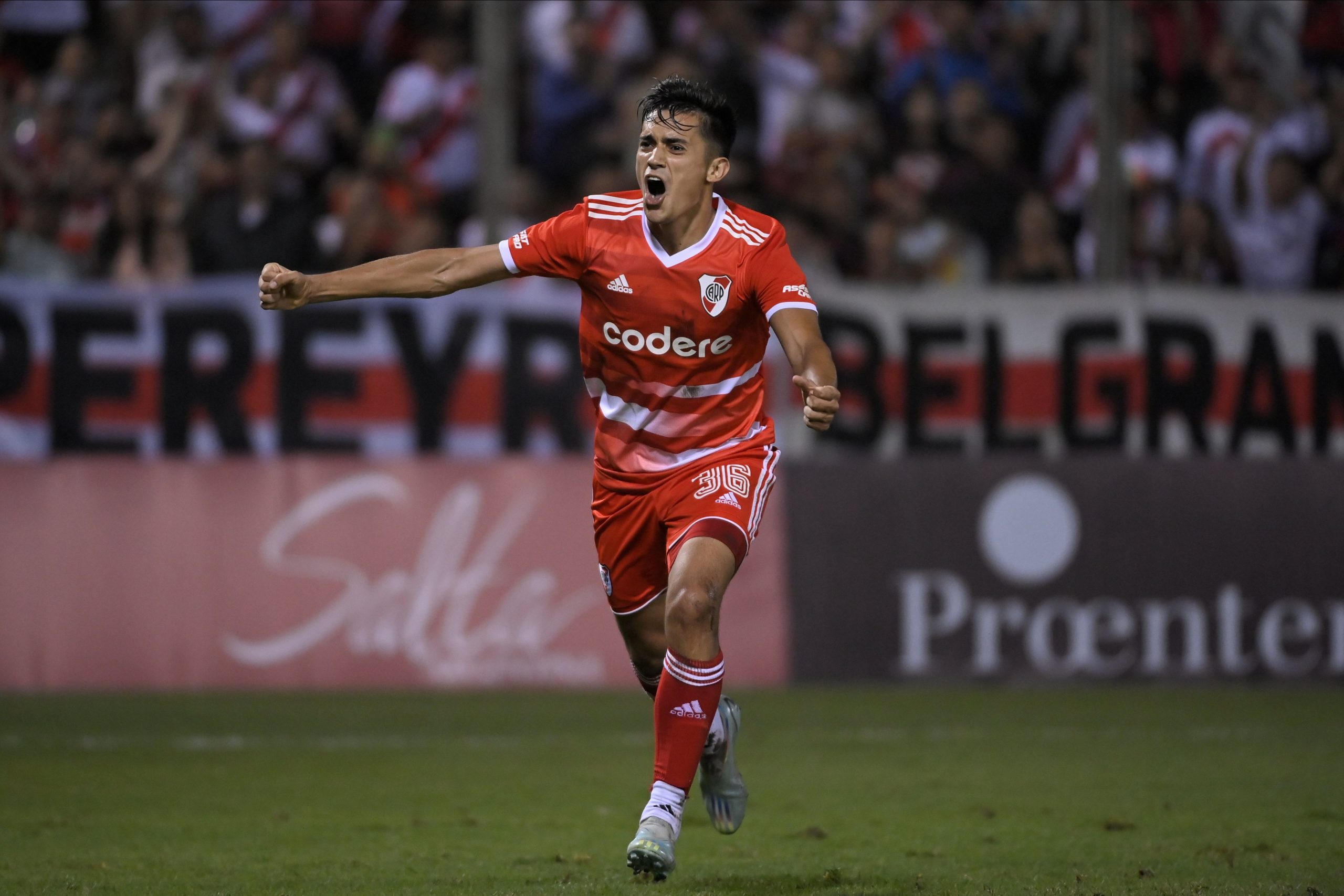 Triunfo de River ante la Universidad de Chile por un amistoso internacional