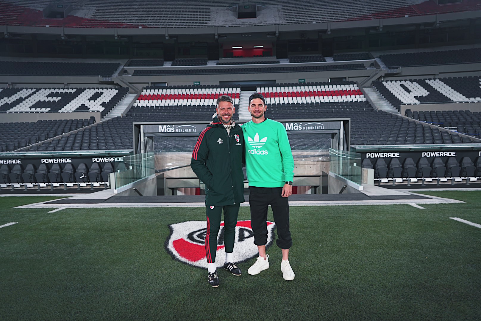 Lucas Alario: “Pasé dos años hermosos acá y me gustaría volver”