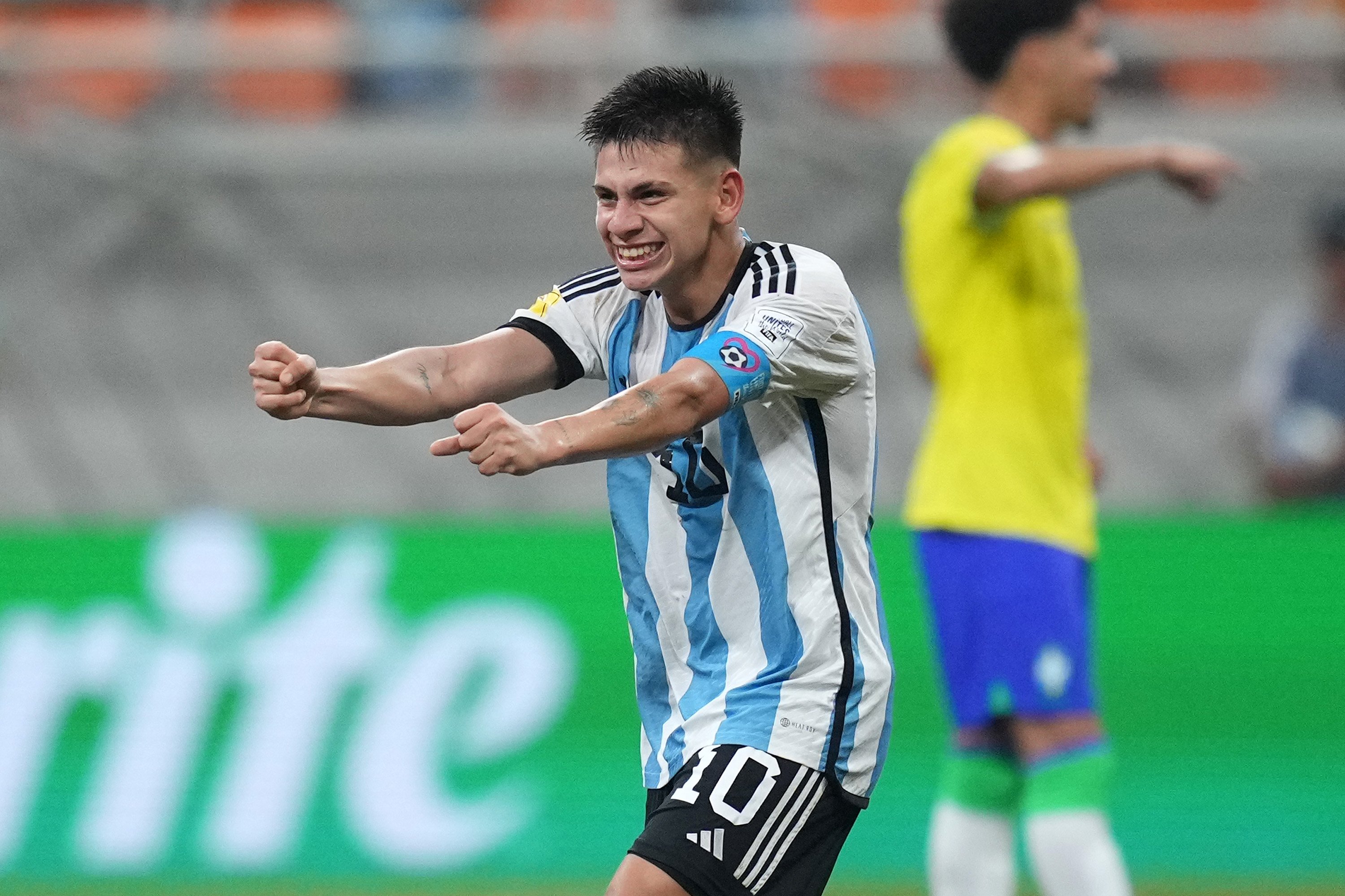 Echeverri brilla en el Sub 17: ¿Hasta cuando tiene contrato con River?
