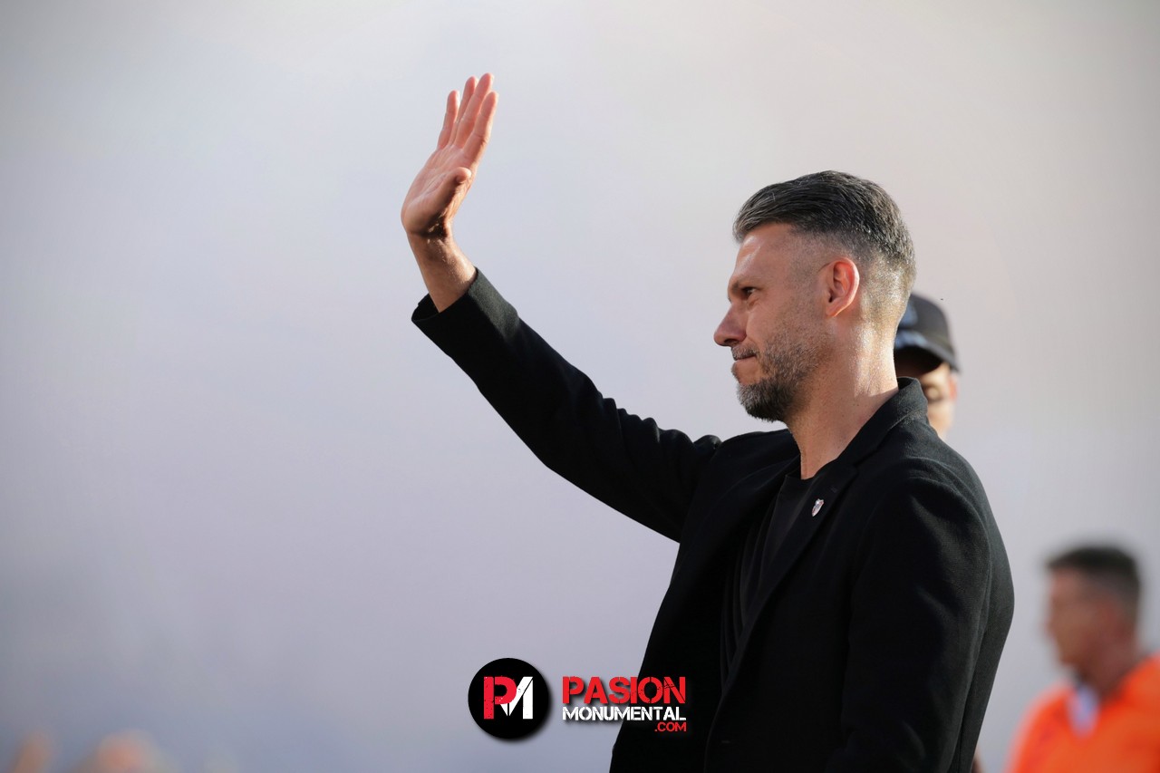¡Dijo de todo! Demichelis analizó el empate de River, elogió a los debutantes, y opinó sobre la salida de Enzo Pérez