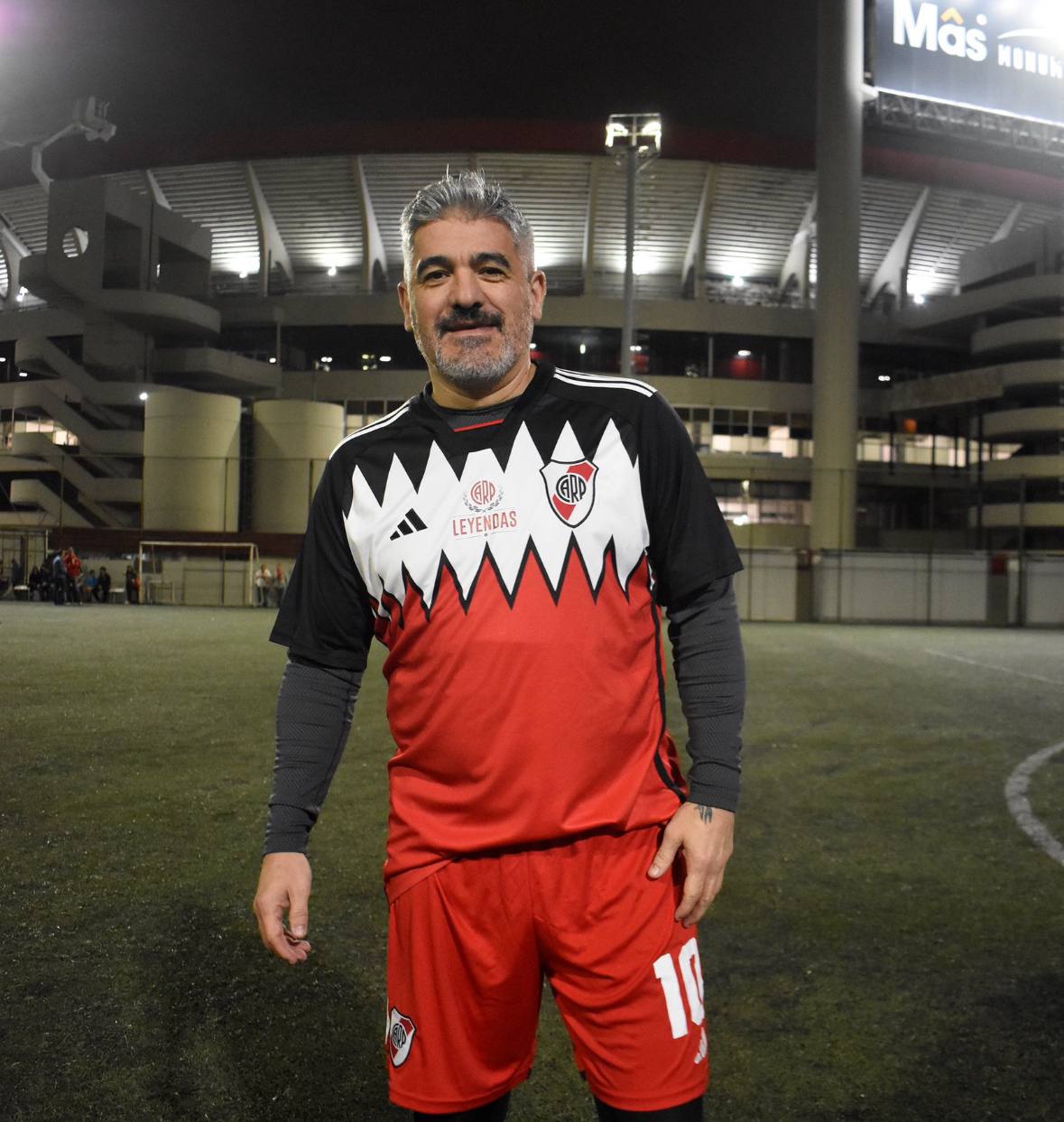 SÁBADO A PURO FÚTBOL EN EL MONUMENTAL: JUEGA EL SENIOR Y RIVER vs OLIMPIA