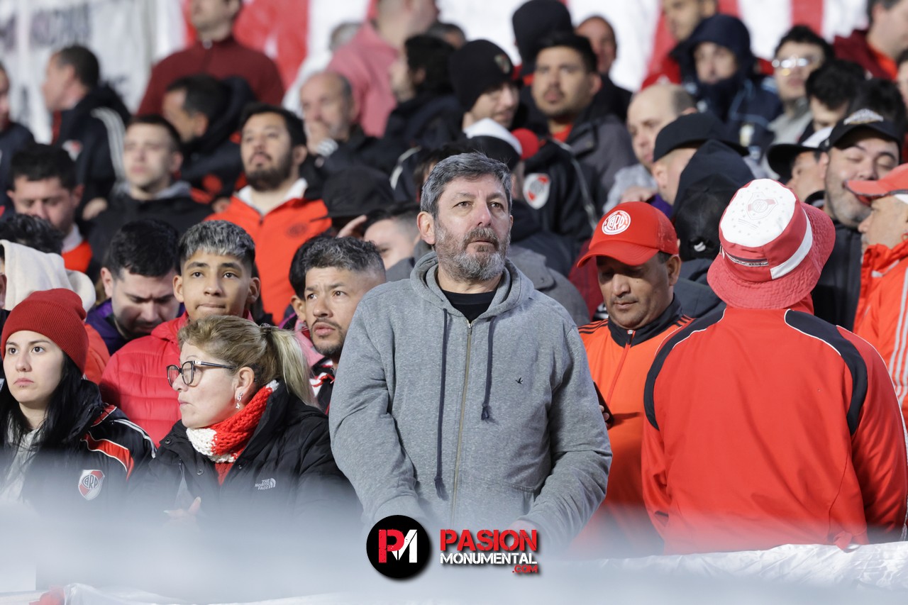 ¡Buscate en la goleada Monumental ante Barracas Central por la Copa de la Liga!