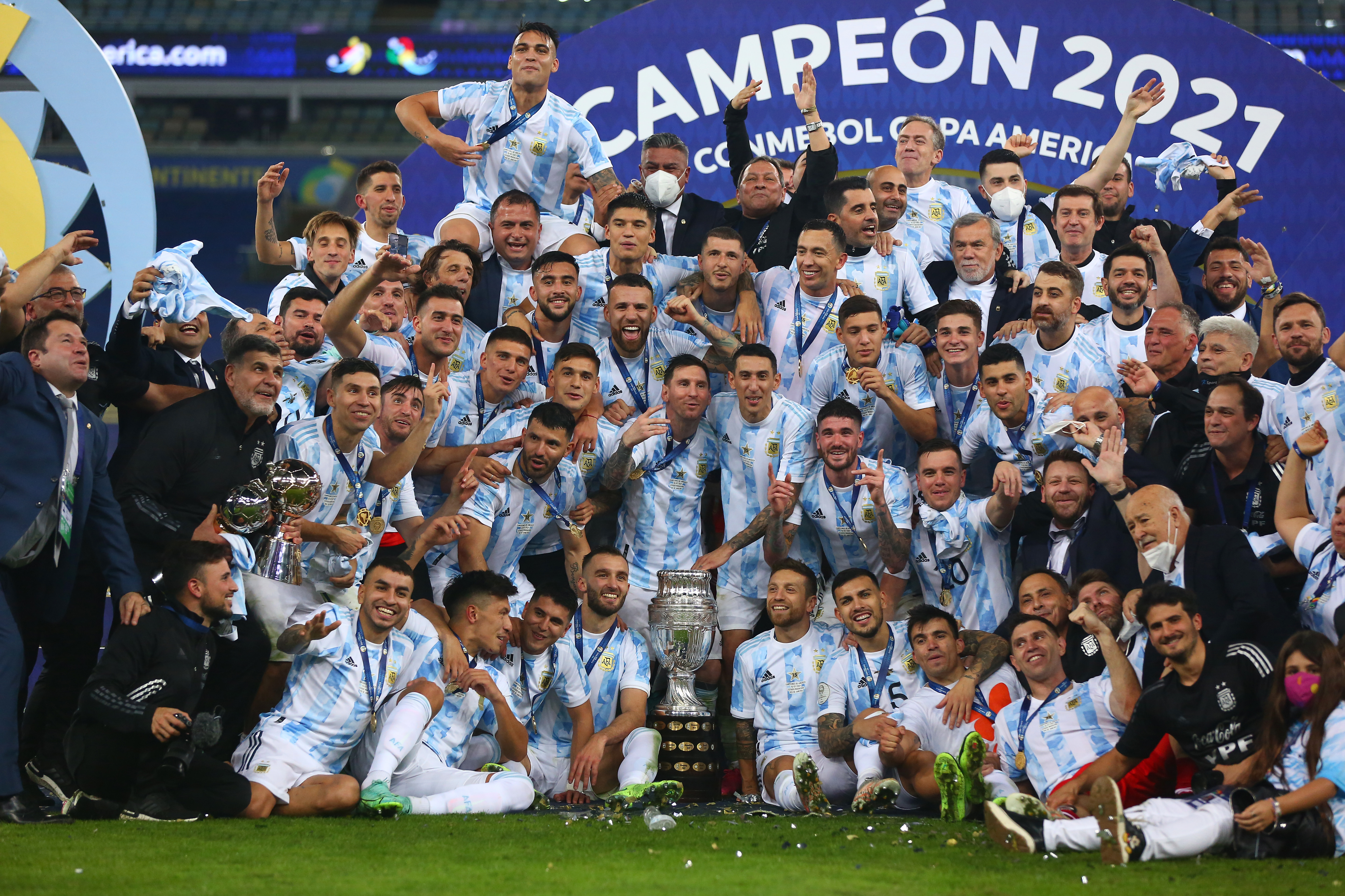 ¡Bombazo! River contactó a un campeón de América con Argentina