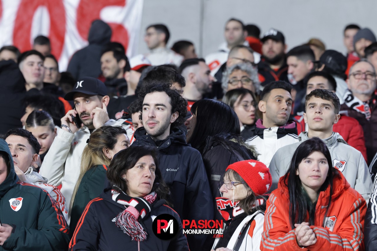 ¡Buscate en la goleada Monumental ante Barracas Central por la Copa de la Liga!
