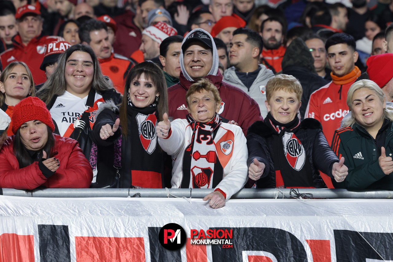 ¡Buscate en la goleada Monumental ante Barracas Central por la Copa de la Liga!