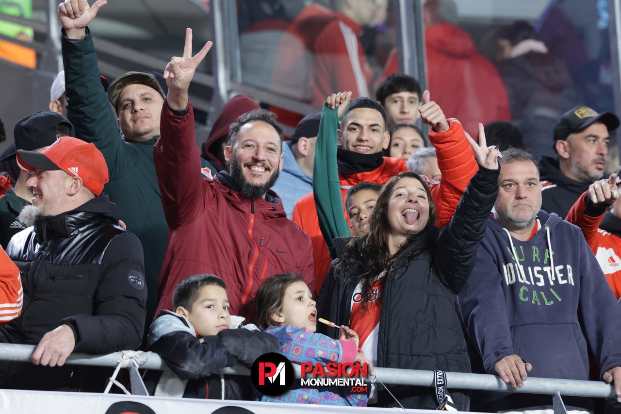 ¡Buscate en la goleada Monumental ante Barracas Central por la Copa de la Liga!